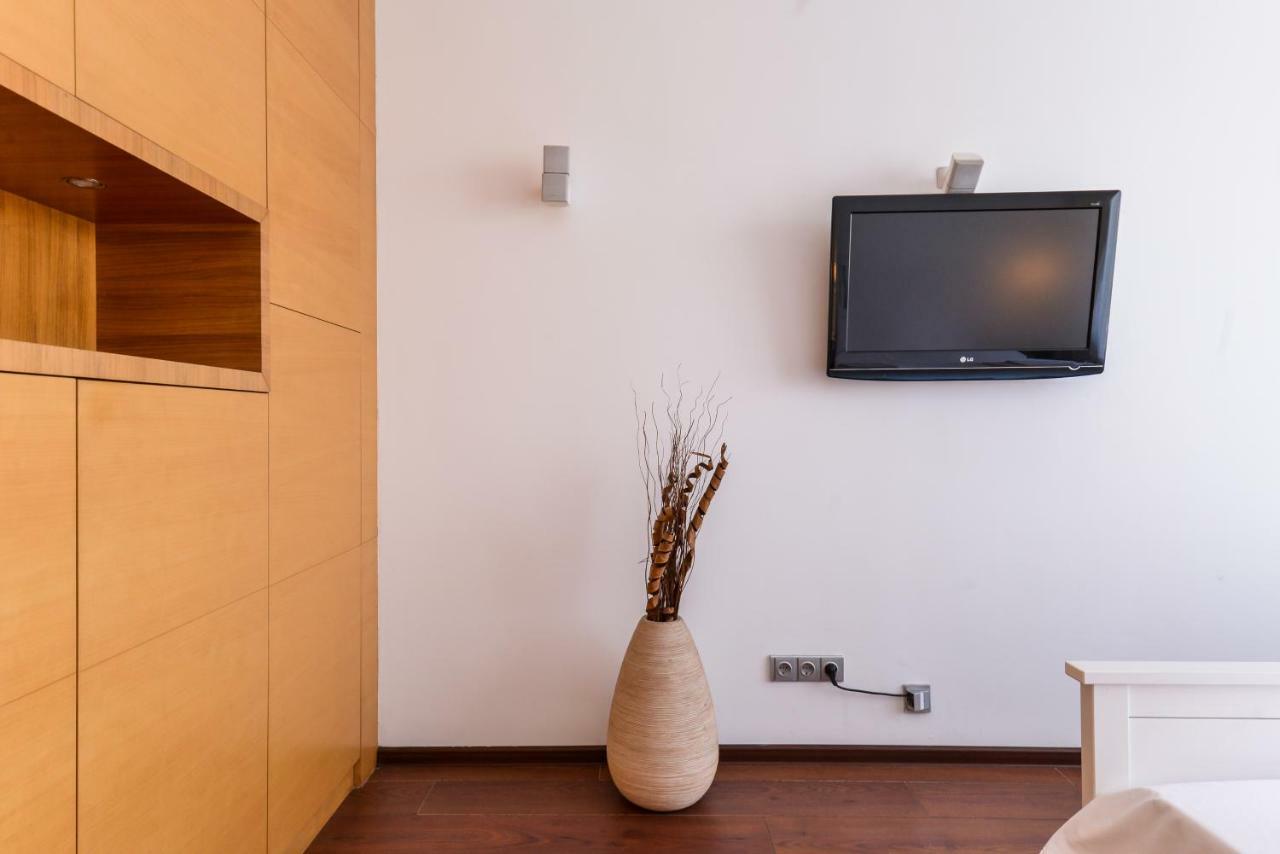 Super Premium Two Bedroom Suite On Vitosha Boulevard Sofia Bagian luar foto