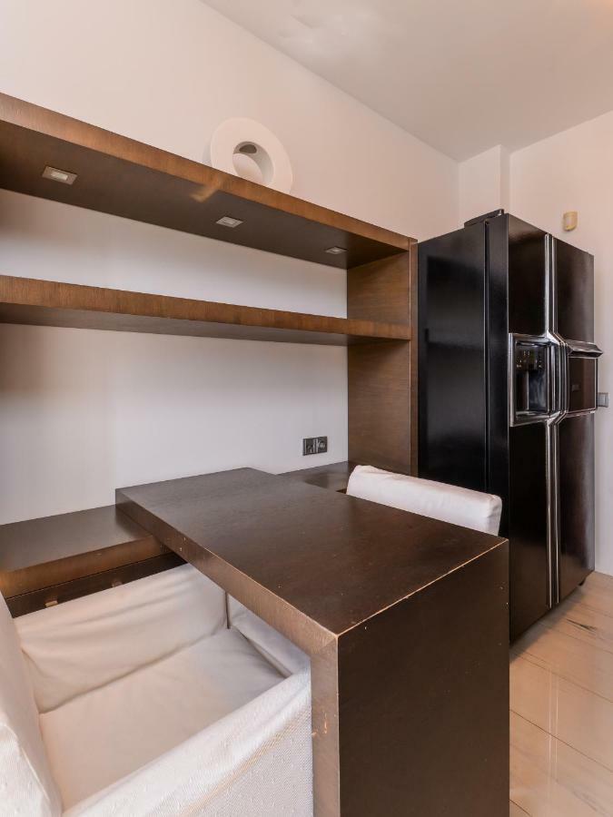 Super Premium Two Bedroom Suite On Vitosha Boulevard Sofia Bagian luar foto